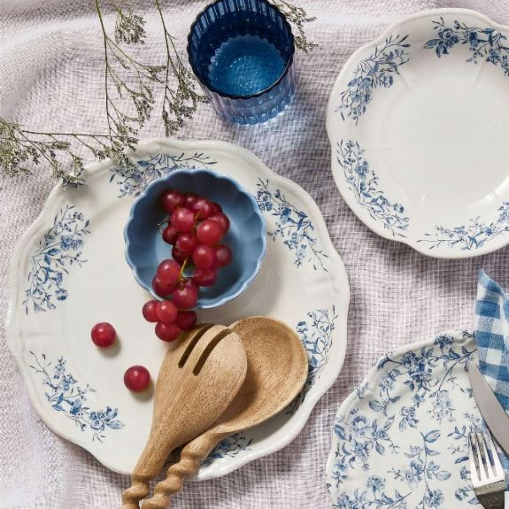 Jillian Harris Vintage Floral Dinner Plate Lot of 2 BNWT